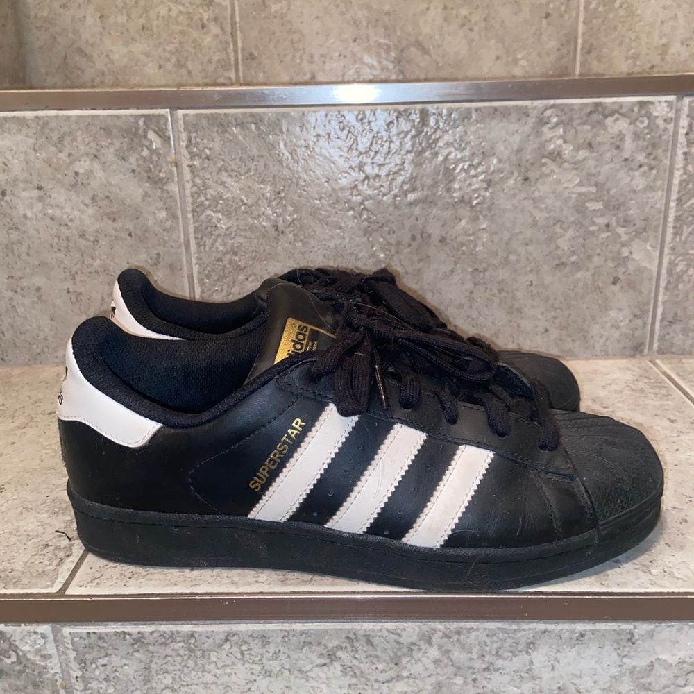 Adidas super stars
